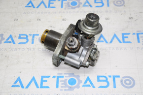 Fuel pump high-pressure fuel pump left Lexus LS460 LS600h 07-17