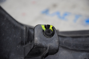 Brake cooling duct right Lexus LS460 LS600h 07-09 prerest, crack in mount