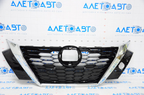 Radiator grill grill Nissan Sentra 20-23 not