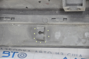 Left threshold Ford Escape MK3 13-16 prerest, structure, scratch, broken fastener