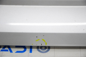 Toyota Highlander 08-10 rear bumper lower trim scratches