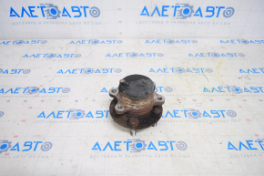 Rear left hub Ford Edge 15-21 FWD rusty