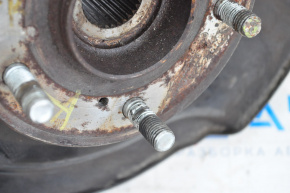 Front right Acura MDX 14-20 hub with cover, stud defect