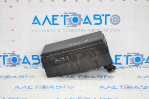 Fuse box underhood right Acura MDX 16