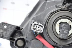 Headlight front right Subaru Forester 14-16 bare SJ dorest halogen