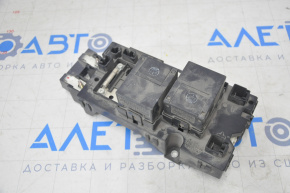 VVB relay block Toyota Camry v40 hybrid