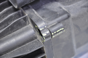Air filter housing Jeep Cherokee KL 14-15 2.4 without flow meter, fastening defect