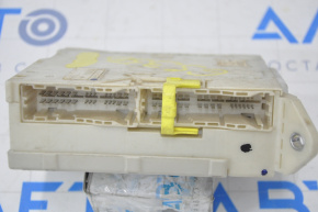 Fuse box in dashboard left Lexus GS300 GS350 GS430 GS450h 06-11 cracks