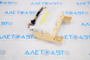 Fuse box dashboard right Lexus RX400h 06-08