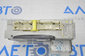 COMPUTER, MULTIPLEX NETWORK BODY Toyota Prius V 12-17 body fracture, broken fastener, crack
