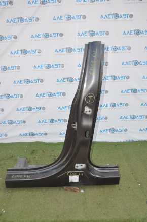 The central left body pillar of Ford Edge 15-24 is sawn off