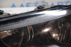 Headlight front left VW Passat b7 12-15 USA bare halogen scratches for polishing