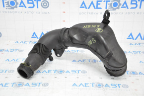 Air duct on the BMW F30 12-16 N20 manifold, broken
