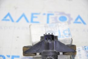 Ford Fusion mk5 13-20 Fuel Tank Ventilation Valve on Intake Manifold