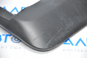 Mudguard front left Nissan Pathfinder 13-20 scratches