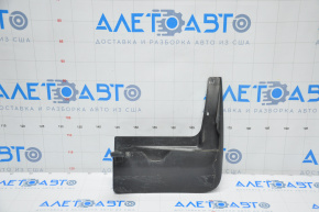 Mudguard front right Nissan Pathfinder 13-20 scratches
