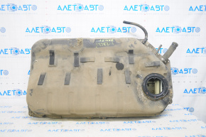 Suzuki Kizashi 10-15 Fuel Tank Damaged