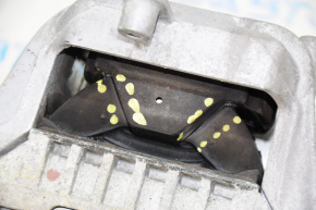 Engine mount right VW Beetle 12-14 2.5 cracks in silent block