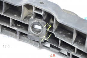 Rear bumper mount central VW Beetle 12-19 cracks