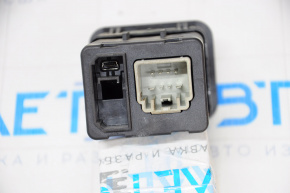 UF Media Module USB/AUX Chrysler 200 15-16