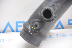 Air duct Ford Edge 15-24 2.7T middle part is broken