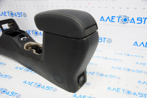 Console center armrest and cup holders Jeep Renegade 15-17 black, leather, scratches