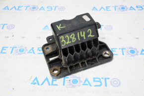 Front bumper reinforcement fang right Jeep Renegade 15-22 prerest, type 1, cracks in fastening