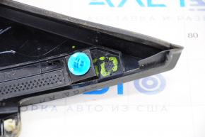 Rear spoiler right pad Nissan Murano z52 15-23 fastening defect