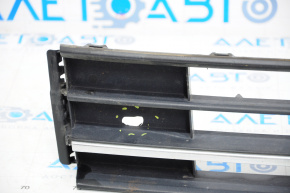 Central grille front bumper VW Passat b8 16-19 USA missing element