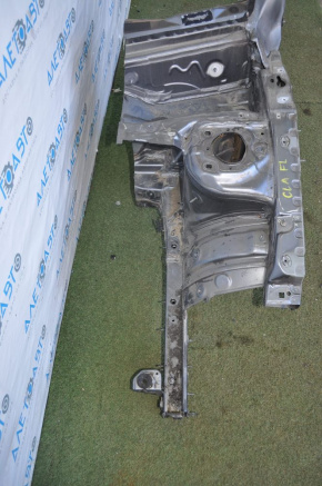 Front quarter left Mercedes CLA 14-19 graphite