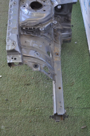 Front right quarter Mercedes CLA 14-19 graphite