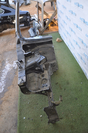 Front right quarter Nissan Rogue 14-20 graphite