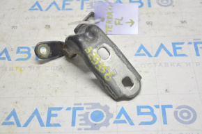 Door hinge lower front left GMC Terrain 10-17 rusty