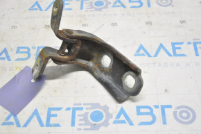 Door hinge lower front left GMC Terrain 10-17 rusty