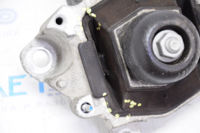 Engine mount left Lincoln MKZ 13-20 hybrid, cracked