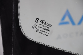 Kia Optima 16-18 sand windshield