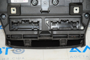 Lincoln MKC 15 Multimedia and Climate Control - Paint Blistering