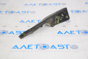 Right wiper grille seal Lincoln MKC 15-19 crack fastening