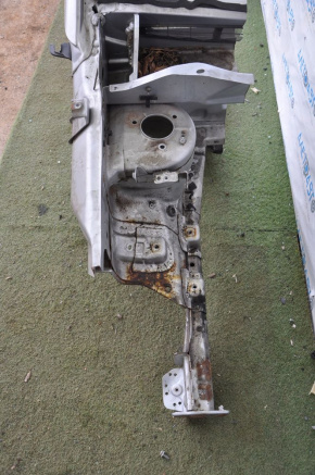 Quarter front right Jeep Compass 11-16 silver, painted, rusty