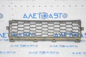 Lower grille front bumper central Jeep Renegade 15-18 prerest, broken fastener