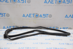 Front right glass seal for Lexus GX470 03-09
