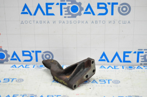 Engine mount bracket right lower Toyota Highlander 08-10 hybrid