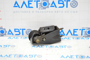 Rear engine mount for Toyota Highlander 2010 hybrid
