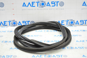 Rubber seal for the tailgate of a Toyota Highlander 2008-2013