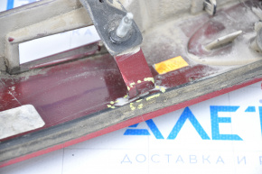 Upper trunk door molding with Ford Escape MK3 13-16 pre-rest emblem for camera, broken mount