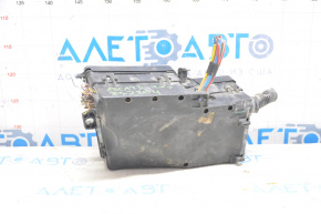 Underhood fuse box Ford Escape MK3 13-19 2.0T, cover fastener breakage