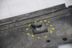Left threshold pad Mazda 6 13-21 breakage fastening