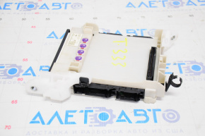 Fuse box under the dashboard Toyota Prius 16-22