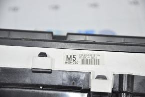 Instrument cluster Toyota Prius V 12-17 usa miles, 92k