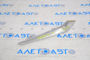 Lower left bumper molding Chevrolet Malibu 16-18 pre-restoration for DRL, broken mount, sand